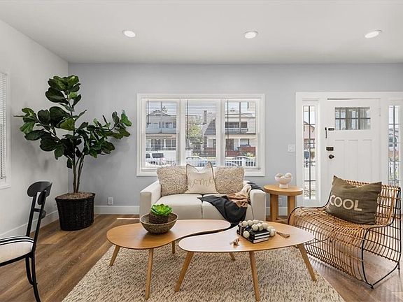 4th image of 238 W Ofarrell St
