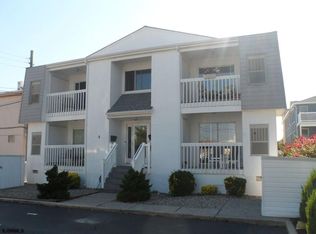 4 N Jefferson Ave APT 1, Margate City, NJ 08402