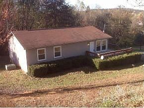 1st image of 117 Country Hill Dr