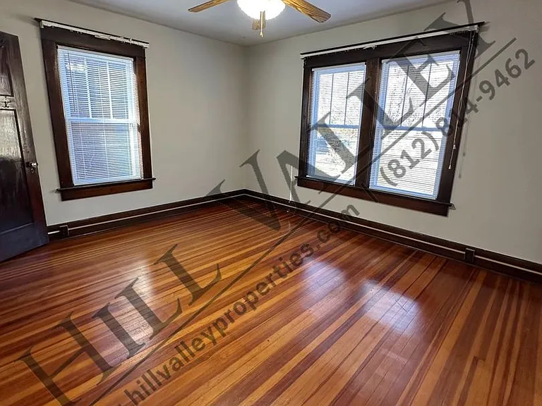 427 Washington Ave — Photo 7