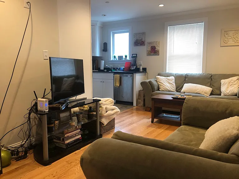 144 Bunker Hill St #2-3 — Photo 6