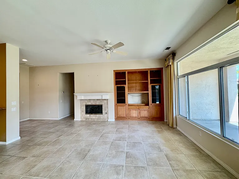 78768 Yellen Dr — Photo 5
