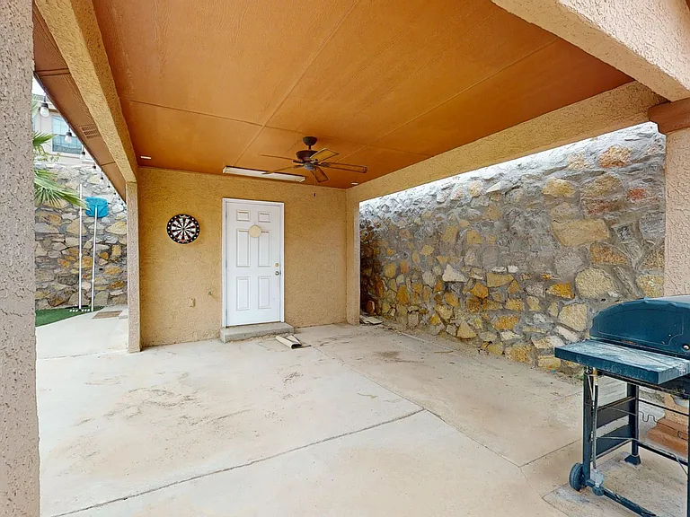 12528 Sun Empress Dr — Photo 43