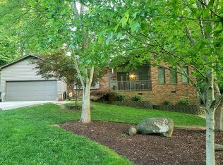 105 Ashworth Dr, Trinity, NC 27370