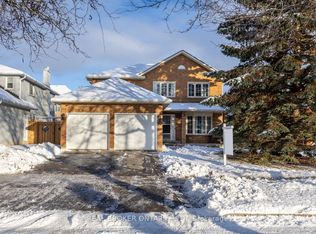 26 Falstaff Cres, Whitby, ON L1R1W3