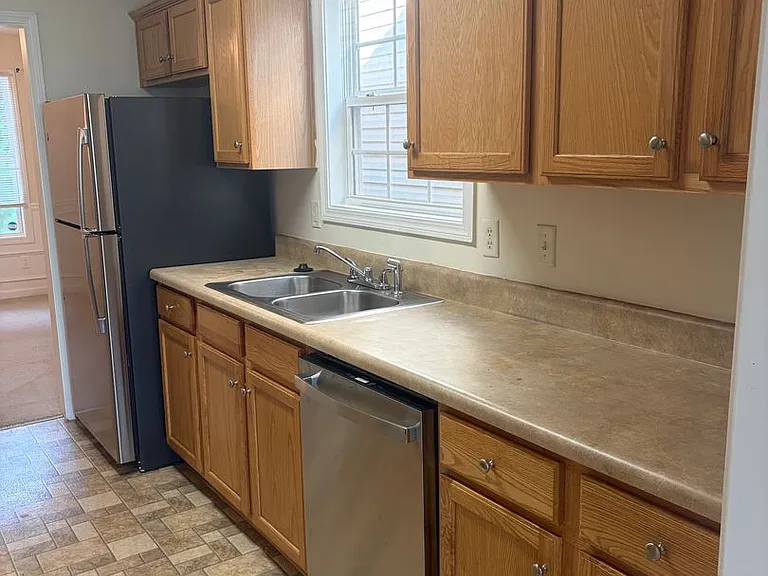 162 Alton Cir — Photo 25