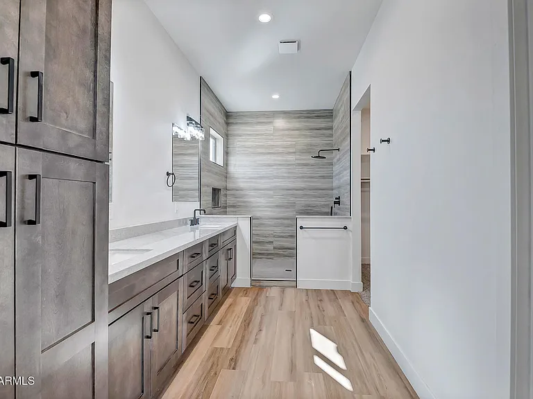 750 S Grant Woods Pkwy — Photo 16