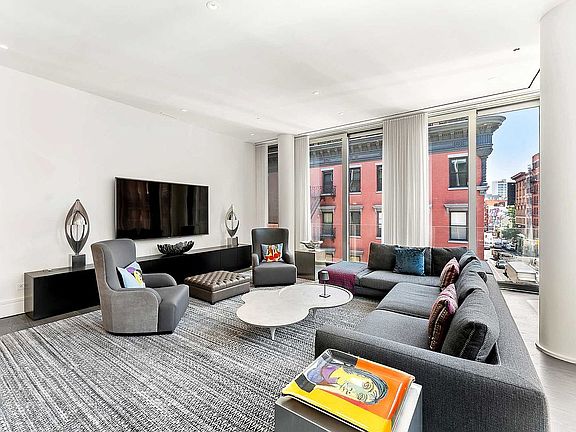 5th image of 42 Crosby St APT 4S