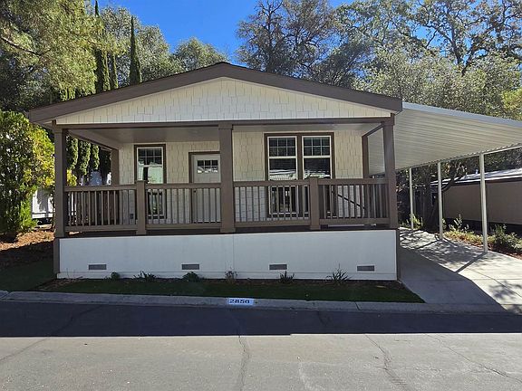 3rd image of 2856 Hidden Springs Cir