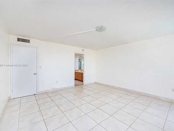 3rd image of 600 S Biltmore Way #1118