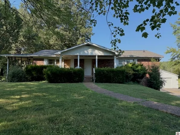 130 White Oak Ln, Calvert City, KY 42029