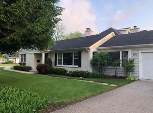 900 Pawnee Rd, Wilmette, IL 60091