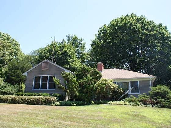 1st image of 14 Youngs Ln