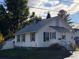 18 State St, Houlton, ME 04730