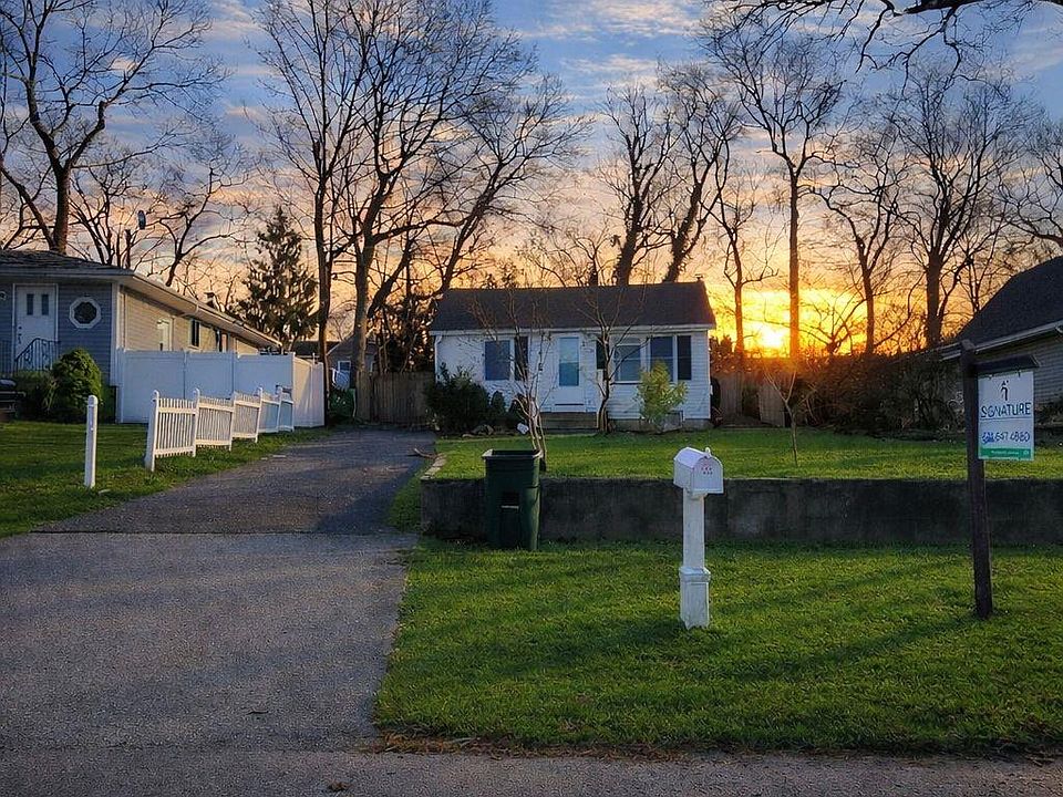1st image of 12 Cedarhurst Avenue