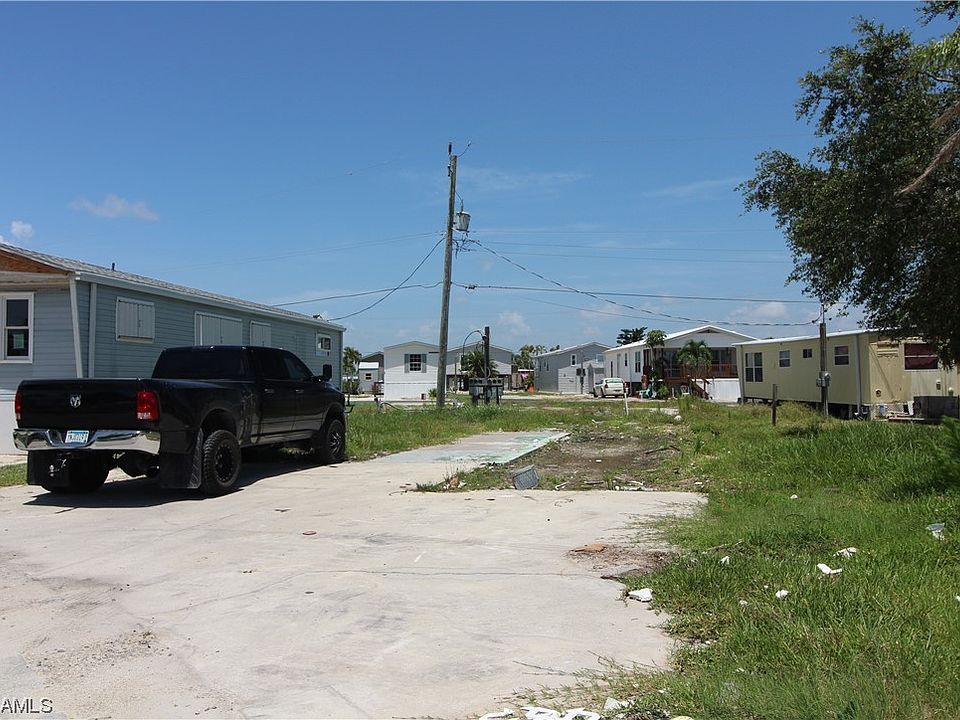 1st image of 82 Emily Ln