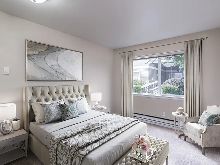 Monterey At Lake View Drive — Photo 9