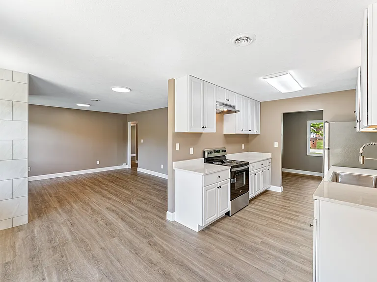 105 Meadowlark Dr — Photo 13