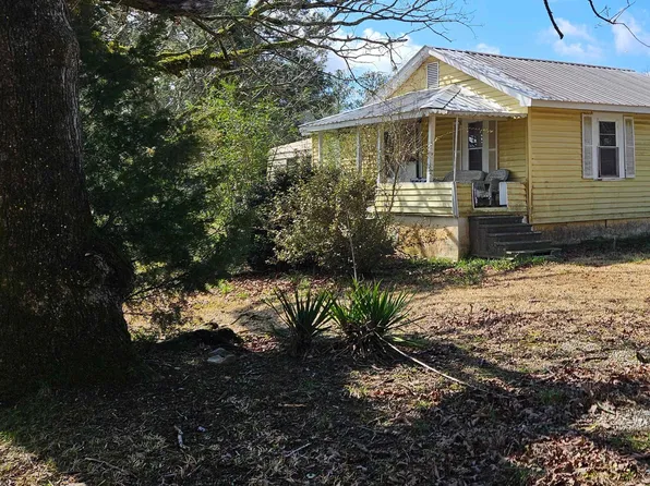 107 Reed Dr, Columbiana, AL 35051