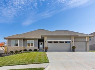 8605 N 173rd St, Bennington, NE 68007