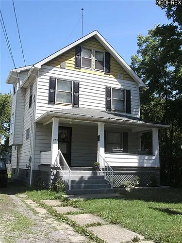289 Maplewood Ave photo 1