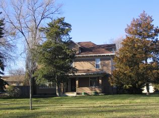 915 & 917 Wisconsin Ave SW, Huron, SD 57350