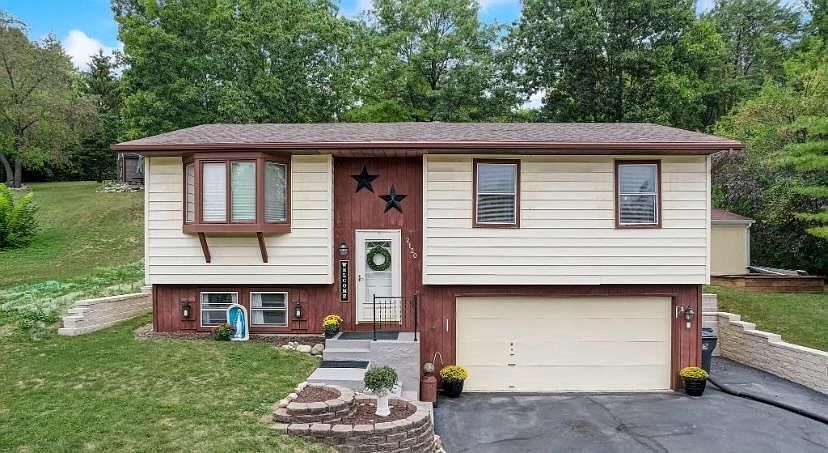 1st image of 2120 Kensington DRIVE
