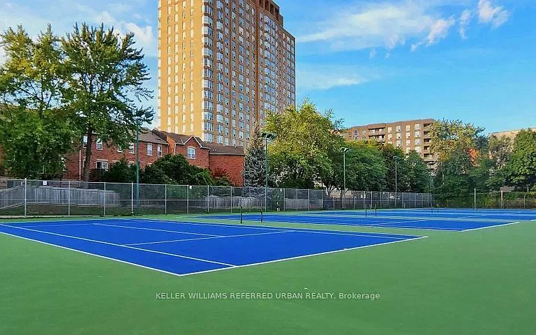 1 Leaside Park Dr #408 — Photo 22