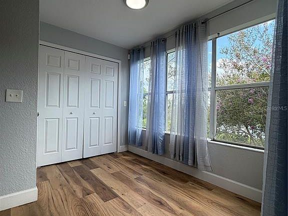 5th image of 5168 Conroy Rd #28