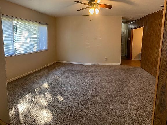 Nice suze living room