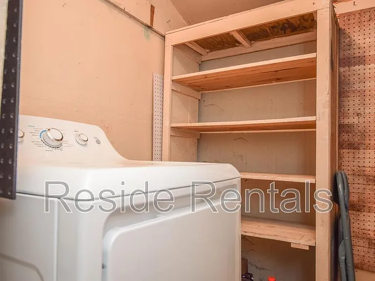 502 W Center St #1 — Photo 17