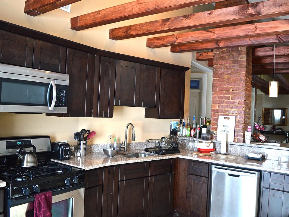 1st image of 64 Chapin Ave #3