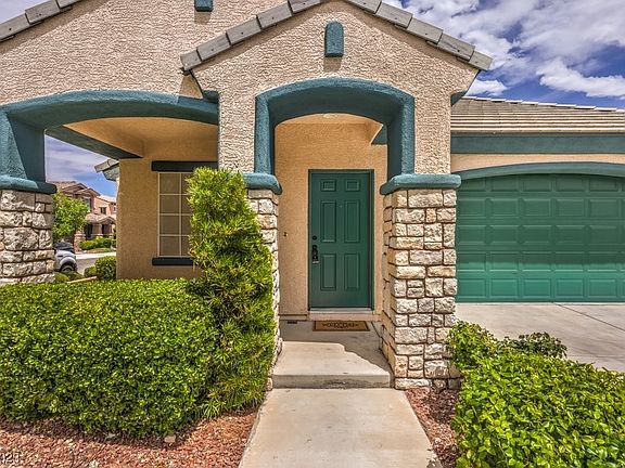 4th image of 2094 Lone Desert St
