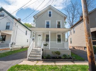 108 Lafayette St, Hackettstown, NJ 07840