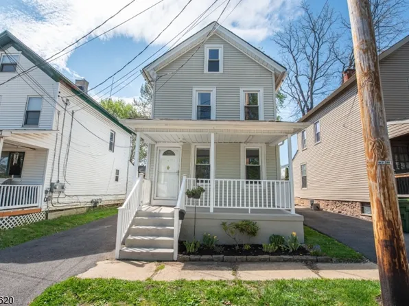 108 Lafayette St, Hackettstown, NJ 07840