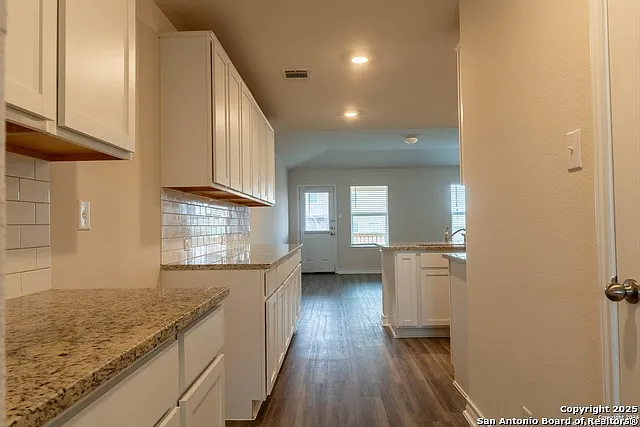 6847 Kingsley Edge — Photo 4
