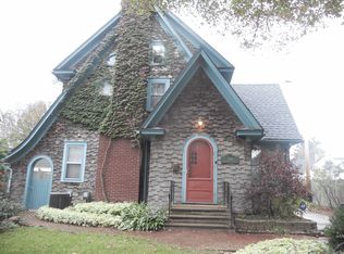 2001 Tulane Dr, Lansing, MI 48912