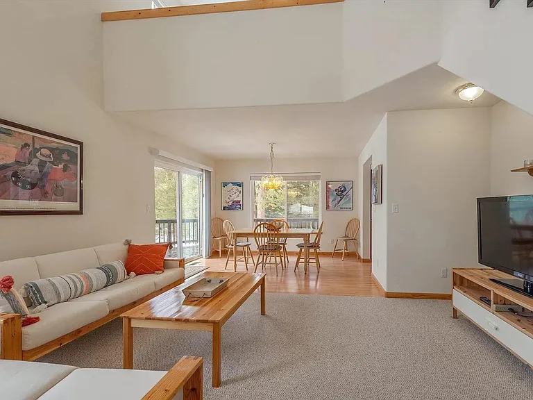 11355 Northwoods Blvd — Photo 6