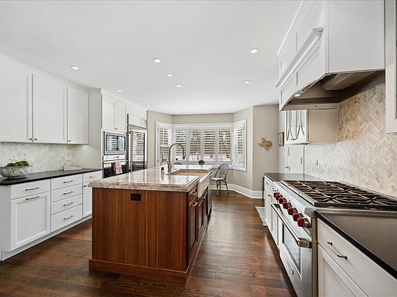 4th image of 277 Hibbard Rd