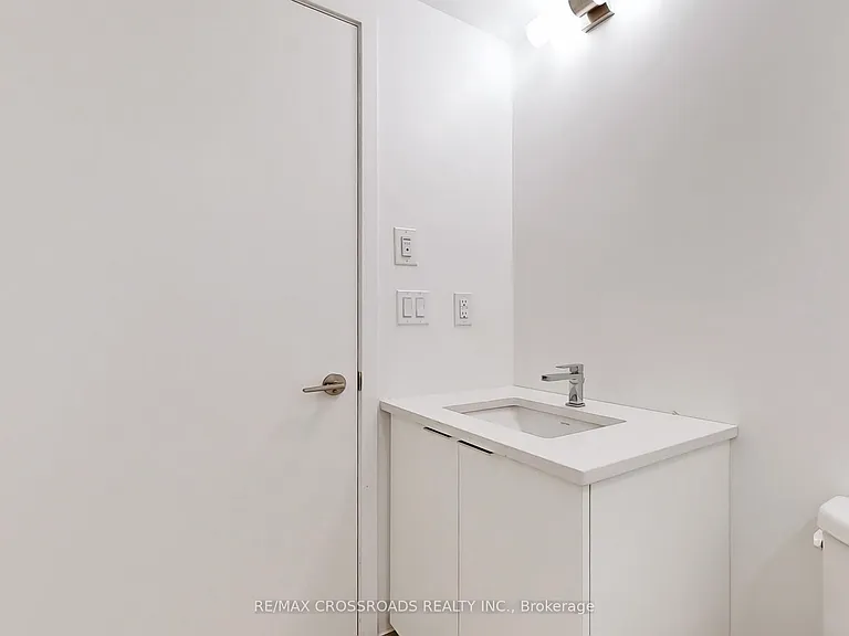 2033 Kennedy Rd #3303 — Photo 22