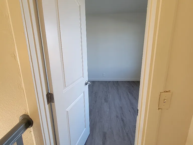 12 Highway Ave — Photo 21