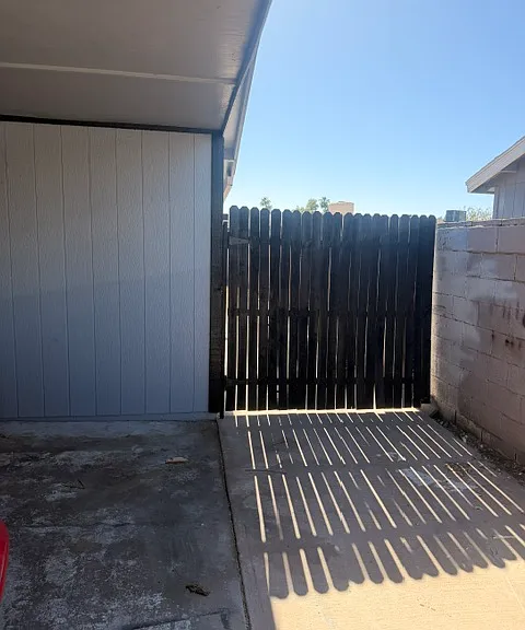 RV Gate