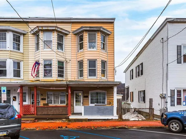 321 W Bertsch St, Lansford, PA 18232