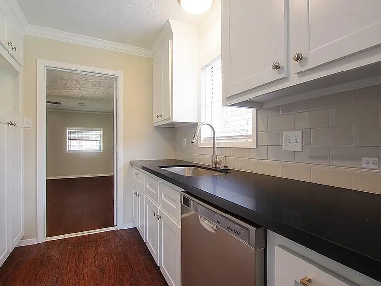 4205 Ember Ln — Photo 9