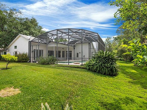 3rd image of 1009 Eagens Creek Ct