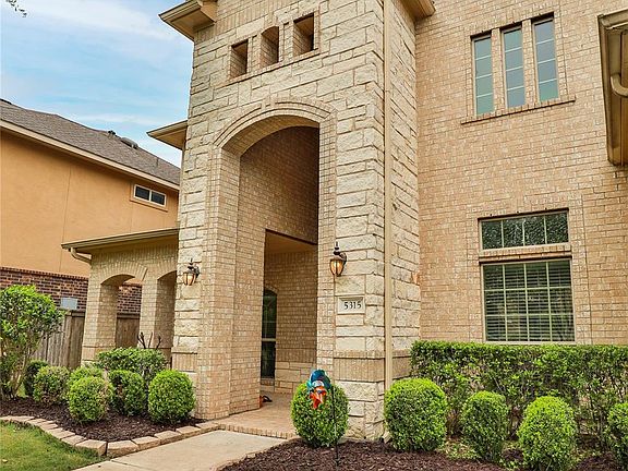 4th image of 5315 Blue Mountain Ln