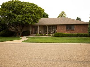 1310 Lue Dr, Colby, KS 67701