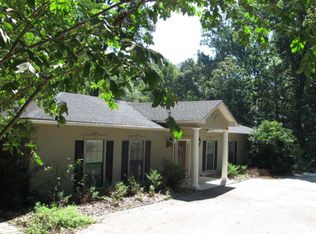 3305 Raintree Rd, Vicksburg, MS 39180