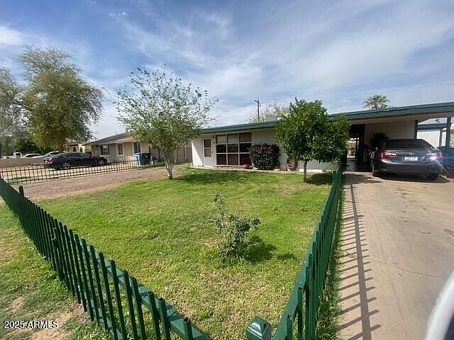 2nd image of 2750 W MEADOWBROOK Avenue