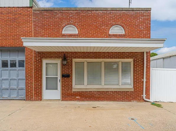 111 E Jefferson St, Mount Pulaski, IL 62548